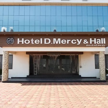 Capital O70964 Hotel D Mercy Nagpur Buitenkant foto