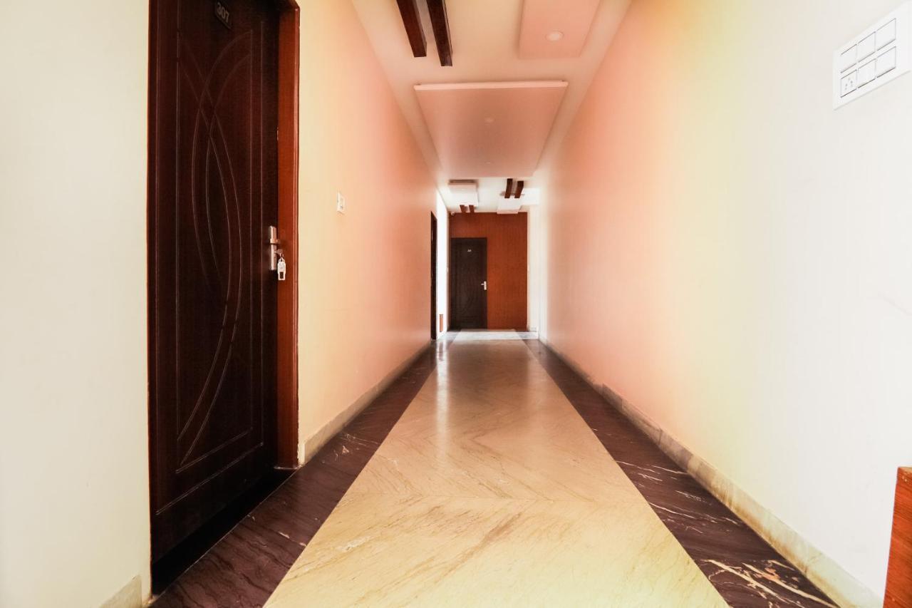 Capital O70964 Hotel D Mercy Nagpur Buitenkant foto