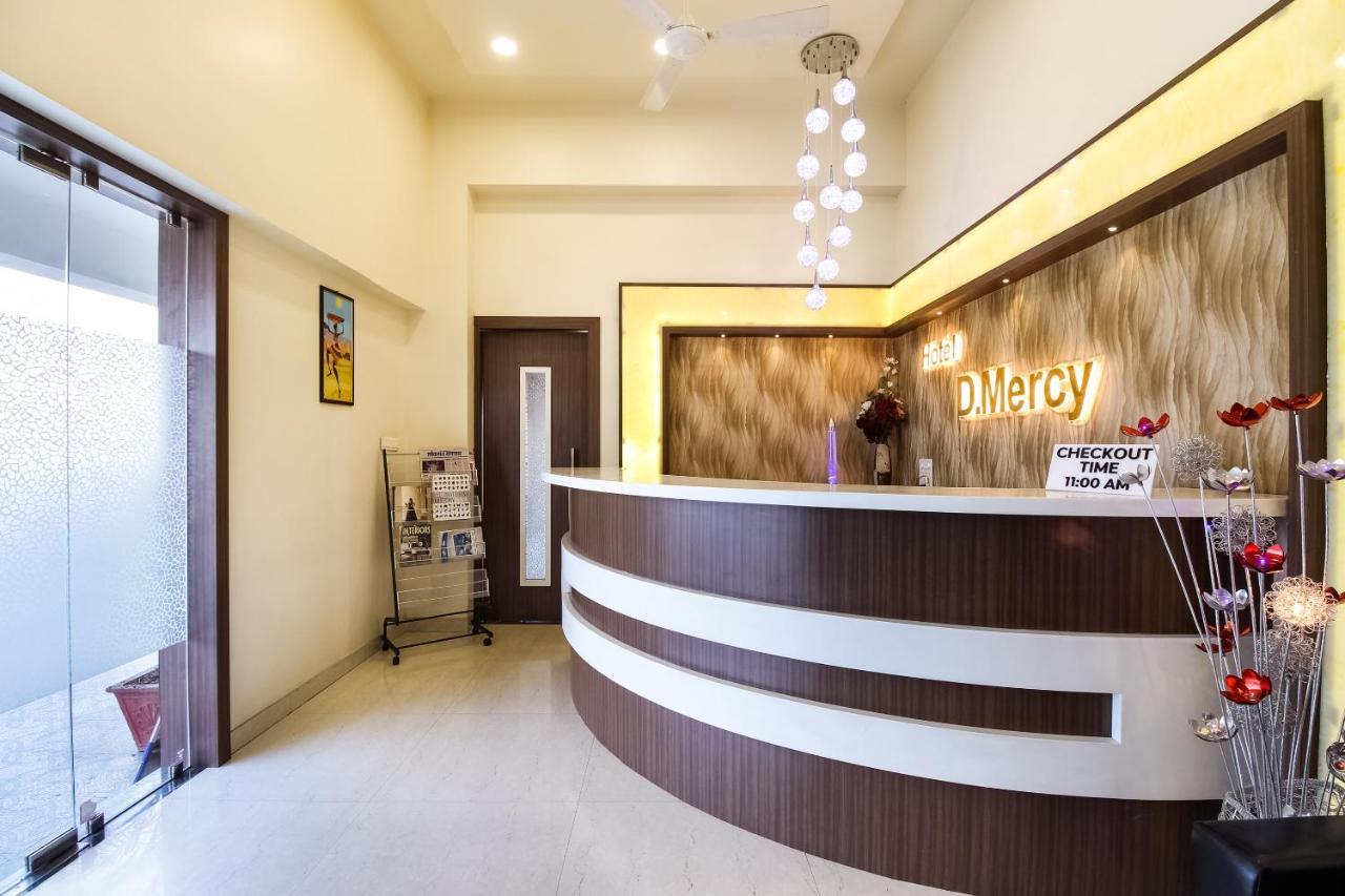 Capital O70964 Hotel D Mercy Nagpur Buitenkant foto